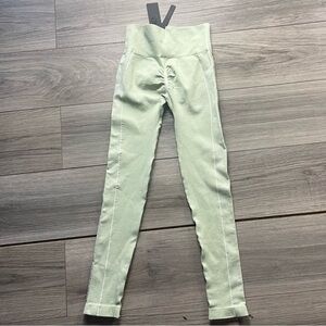 Elevated mindset leggings New